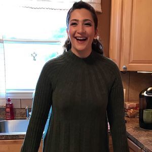 Meet your Posher, Nadia